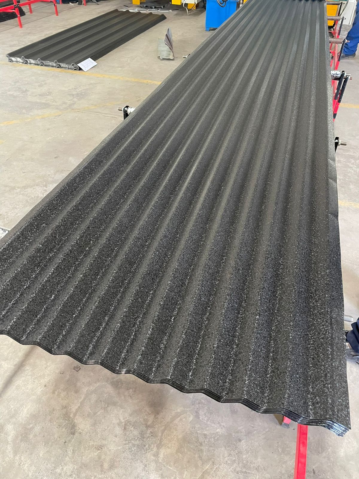 Corrugated profile mabati color coated Gauge 28 Gauge 30 matte finished