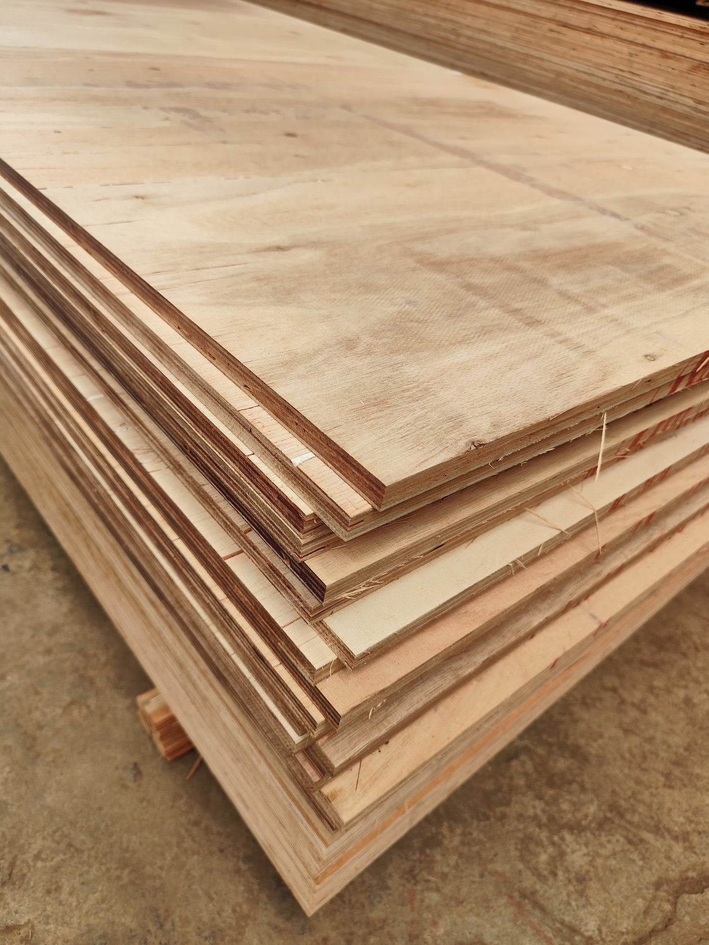 Plain marine boards without laminated 18mm x4ft x 8ft