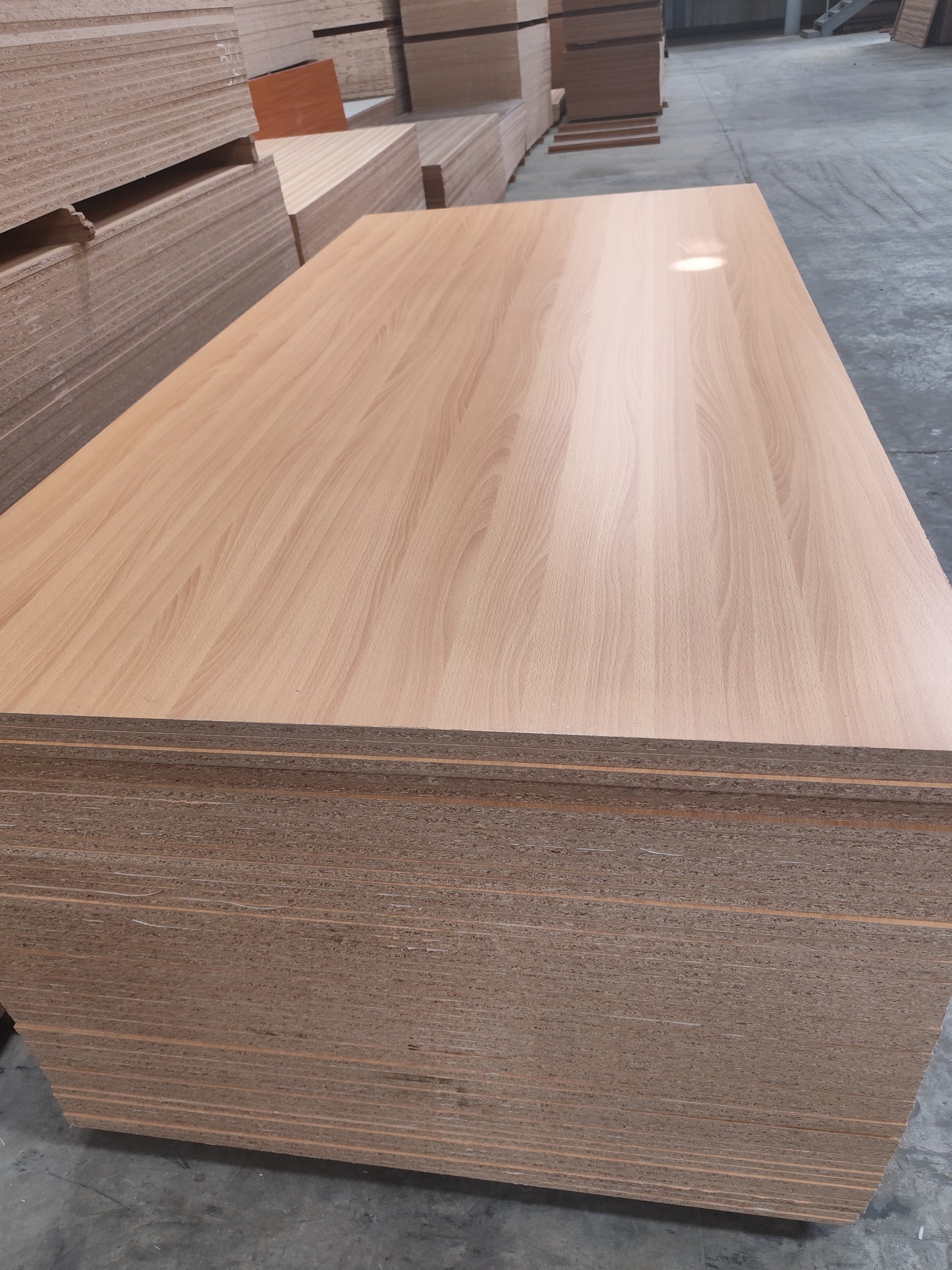 18mm Chipboard (Particle boards)
