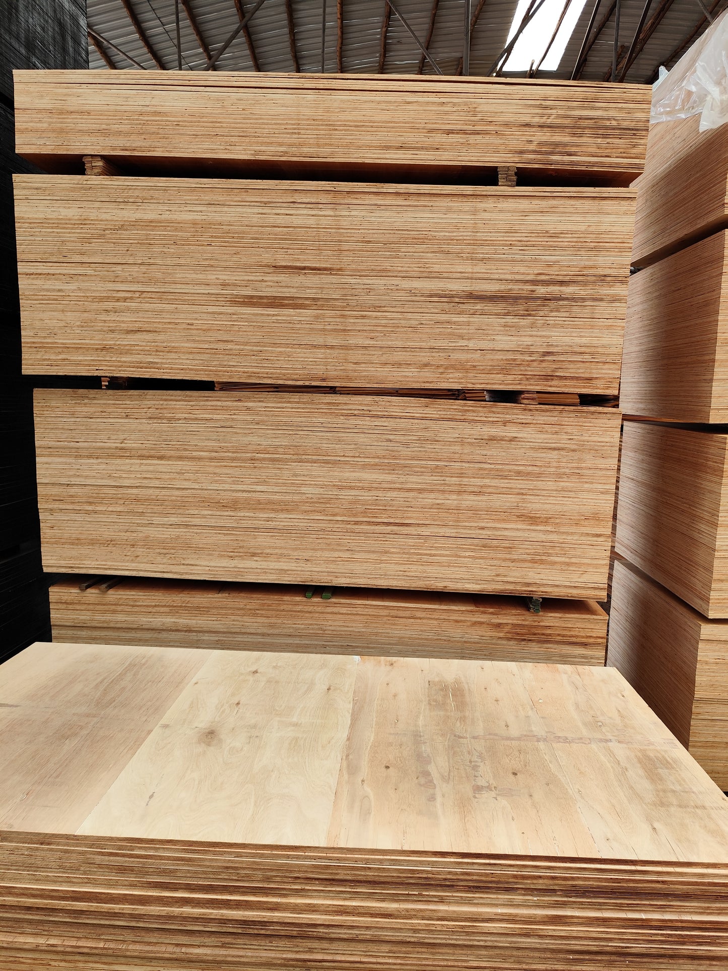 Plain marine boards without laminated 18mm x4ft x 8ft